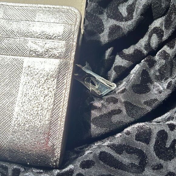 Lodis Metallic Silver 4x8 RTD Clutch Wallet - Picture 5 of 6